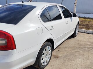 2011 Skoda Octavia II (A5) Рестайлинг, белый, 739000 рублей, вид 4