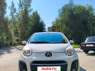 2012 Citroen C1 I Рестайлинг, белый, 558000 рублей, вид 3