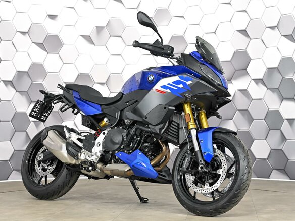 2024 BMW F 900 XR, синий