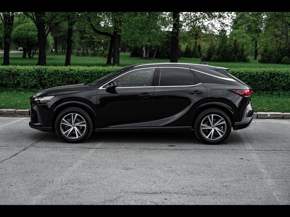 2023 Lexus RX 350h V, чёрный, 7300000 рублей - вид 8