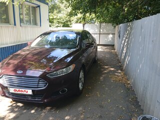 2012 Ford Fusion (North America) II, красный, 1100000 рублей, вид 2