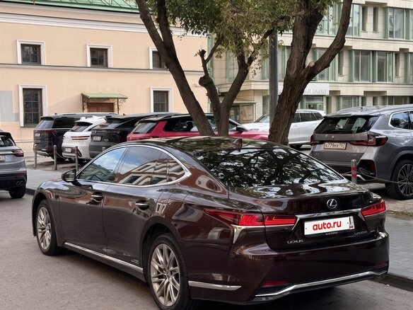 2017 Lexus LS 500h V, коричневый, 3990000 рублей - вид 4
