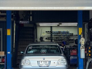 1999 BMW 5 серии 528i IV (E39), серый, 900000 рублей, вид 4