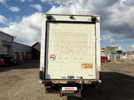 1998 Toyota Dyna, белый, 1050000 рублей, вид 4