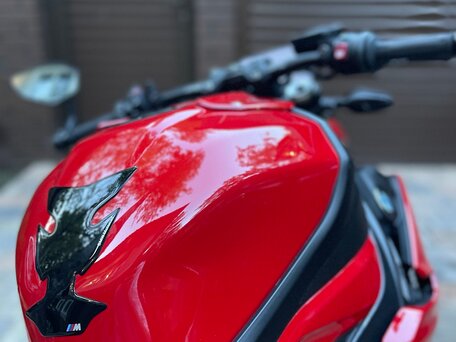 2023 BMW S 1000 R, красный, 1300000 рублей, вид 4