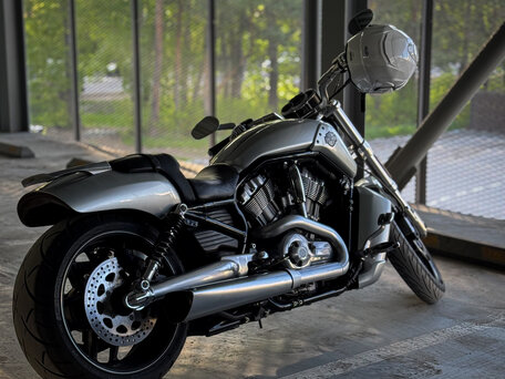 2009 Harley-Davidson V-Rod, серебристый, 1190000 рублей, вид 1