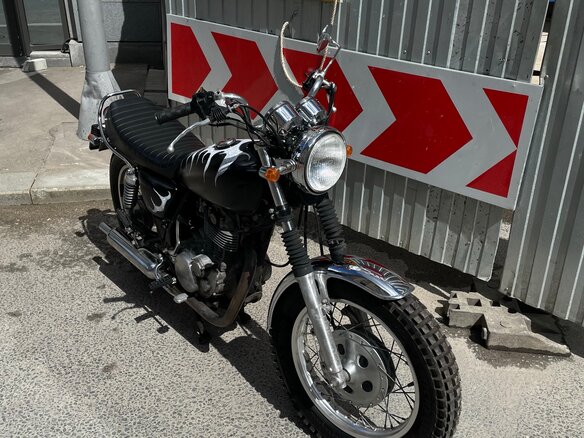 2000 Yamaha SR400, чёрный, 270000 рублей - вид 3