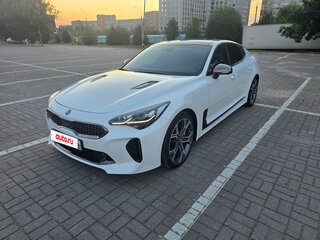2020 Kia Stinger I, белый, 3050000 рублей, вид 1