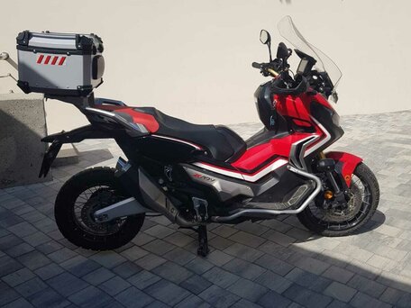 2017 Honda X-ADV, красный, 895000 рублей, вид 3