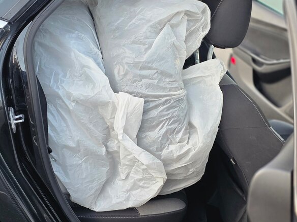 2013 Ford Focus III, чёрный, 515000 рублей - вид 12