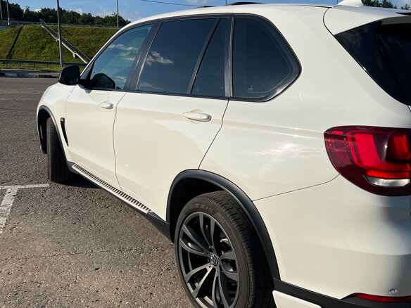 2013 BMW X5 30d III (F15), белый, 3090000 рублей - вид 5