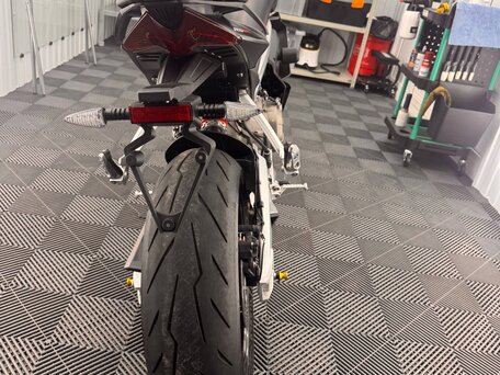 2022 Aprilia RS 660, чёрный, 1050000 рублей, вид 4