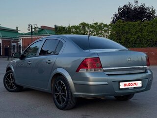 2011 Opel Astra H Рестайлинг, серебристый, 500000 рублей, вид 4