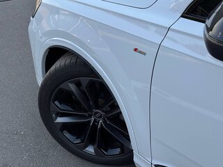 2026 Audi Q7 50 TDI II (4M) Рестайлинг 2, белый, 13990000 рублей, вид 3