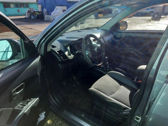 2008 Mitsubishi Outlander II, серый - вид 13
