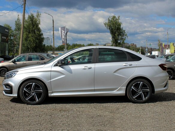 2026 Lada (ВАЗ) Vesta Sport I Рестайлинг (NG), серебристый, 2382000 рублей - вид 2