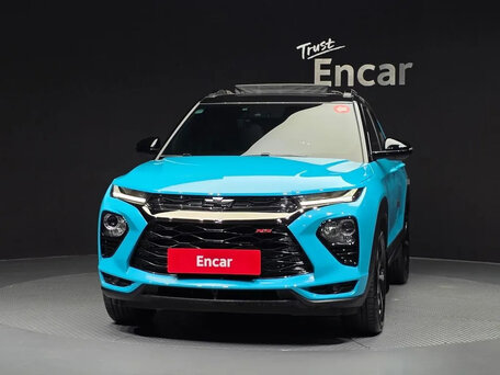 2021 Chevrolet TrailBlazer III, голубой, 1650000 рублей, вид 1