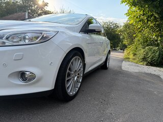 2012 Ford Focus III, белый, 1200000 рублей, вид 4