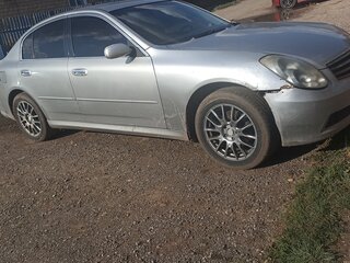 2005 Nissan Skyline XI (V35), серебристый, 180000 рублей, вид 2