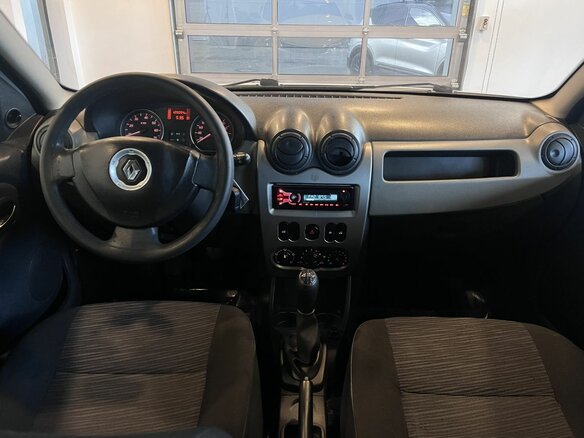2013 Renault Sandero I, белый, 434000 рублей - вид 8