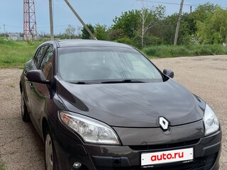 2013 Renault Megane III Рестайлинг, коричневый, 750000 рублей, вид 2