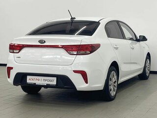 2017 Kia Rio IV, белый, 1249000 рублей, вид 5