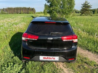 2017 Kia Rio III Рестайлинг, чёрный, 760000 рублей, вид 3