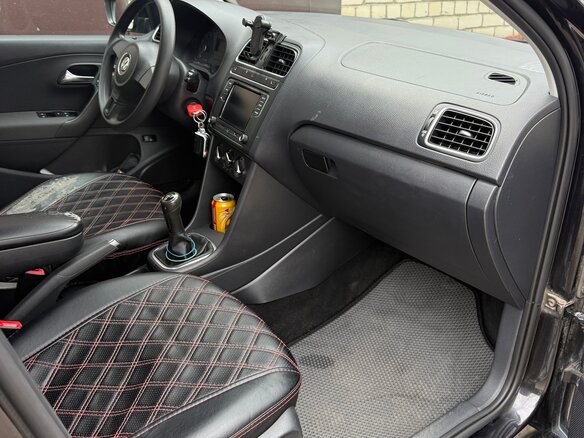 2012 Volkswagen Polo V, чёрный, 680000 рублей - вид 6
