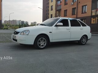 2013 Lada (ВАЗ) Priora I Рестайлинг, белый, 480000 рублей, вид 1