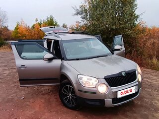 2011 Skoda Yeti I, серый, 610000 рублей, вид 1