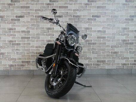 2021 BMW R 18 Classic, чёрный, 1395000 рублей, вид 5