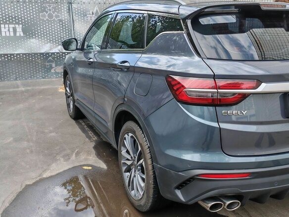 2021 Geely Coolray I, серый - вид 3
