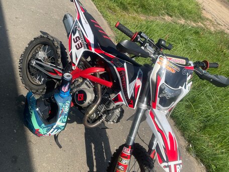 2026 Racer Enduro, красный, 75000 рублей, вид 2