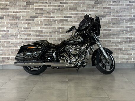 2016 Harley-Davidson Street Glide Special, чёрный, 1372000 рублей, вид 1