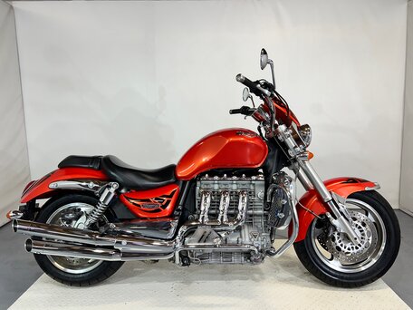 2005 Triumph Rocket III, красный, 560000 рублей, вид 1