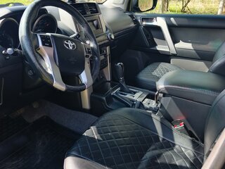 2011 Toyota Land Cruiser Prado 150 Series, чёрный, 2300000 рублей, вид 5