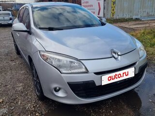 2011 Renault Megane III, серебристый, 570000 рублей, вид 1
