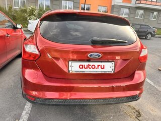 2013 Ford Focus III, красный, 589000 рублей, вид 3