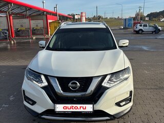 2020 Nissan X-Trail III Рестайлинг, белый, 1970000 рублей, вид 2