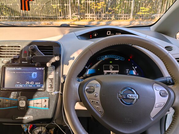 2012 Nissan Leaf (EM57) I (ZE0/AZE0), белый, 808000 рублей - вид 23