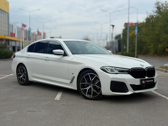 2021 BMW 5 серии 530i VII (G30/G31/G38) Рестайлинг, белый, 4950000 рублей