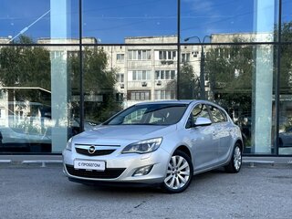 2011 Opel Astra J, серебристый, 530000 рублей, вид 1