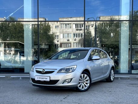 Opel Astra J