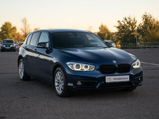 2018 BMW 1 серии 118i II (F20/F21) Рестайлинг 2, синий, 1998000 рублей, вид 3