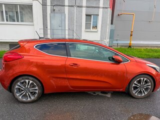 2013 Kia Ceed II, оранжевый, 1500000 рублей, вид 3