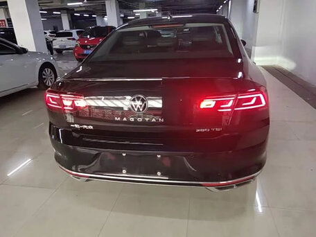 2025 Volkswagen Magotan B8 Рестайлинг, чёрный, 2000000 рублей, вид 5