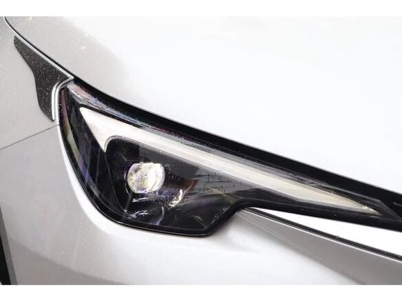2025 Lexus LBX, белый, 4333666 рублей - вид 15