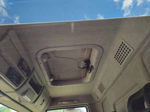 2007 Iveco EuroCargo, белый, 1650000 рублей