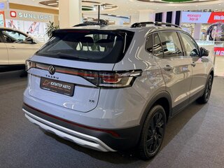 2026 Volkswagen Tharu XR, серый, 2990800 рублей, вид 4