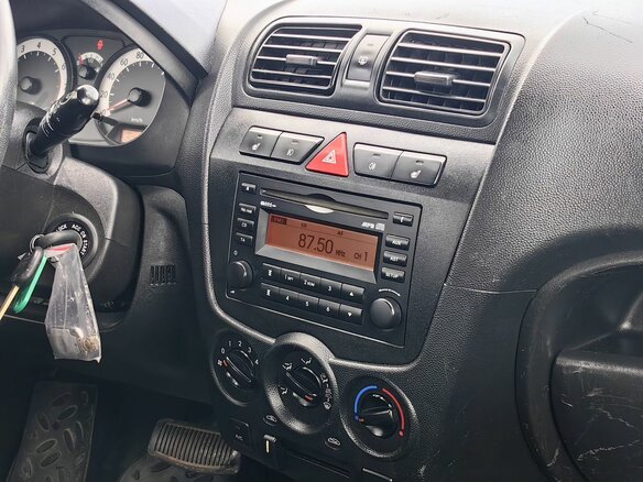2010 Kia Picanto I Рестайлинг, красный, 369000 рублей - вид 12